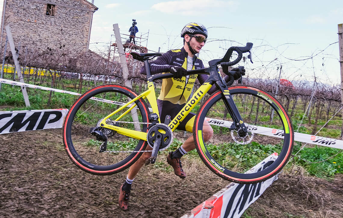 How to improve your cyclocross skills by Gioele Bertolini_1140x724